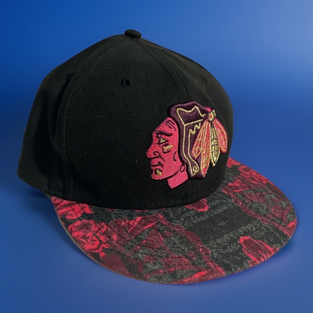 Pink Chicago Blackhwaks New Era NHL Vintage 7 1/4 Hat